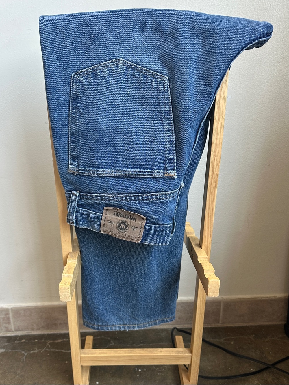 Wrangler Men's Relaxed Fit Jeans 32x32 Medium Wash 100% Cotton